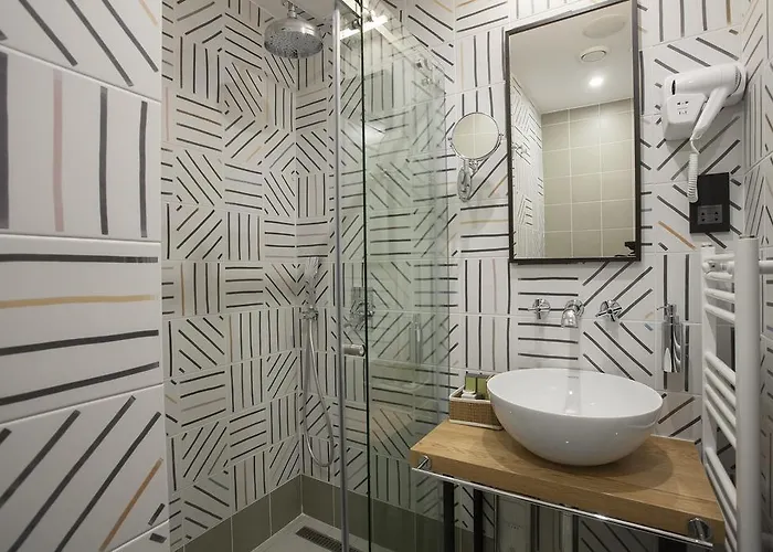 Solun's Riverside 4*