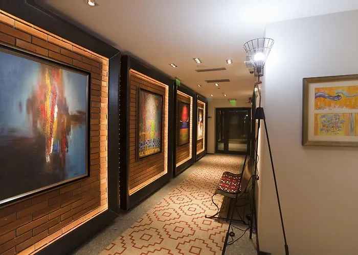 Solun's Riverside Скопье